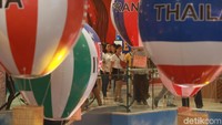 Suasana di dalam trans studio mal Bali juga terasa sangat berbeda daripada kebanyakan umumnya mal atau pusat perbelanjaan lain. Seperti ini nih.