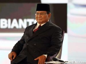 Tawa dan Penutup Hangat dari Prabowo Subianto di Debat Keempat Pilpres