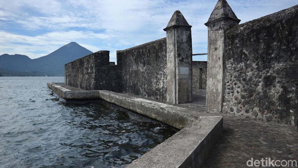 Potret Benteng Kalamata Saksi Bisu Kejayaan Maluku di Masa Lalu