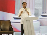 Saat Pamer Perebutan Freeport Jokowi Dibalas Etok-etok Prabowo