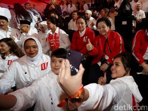 Megawati pun Tertawa Saat Jokowi dan Prabowo Tampil di Debat Ke-4