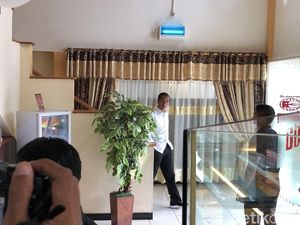 Jelang Debat, Jokowi Ajak Keluarga Makan Siang di Sabang Jakarta