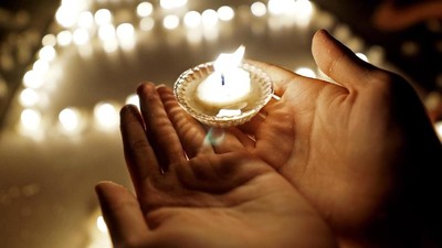 Aksi Earth Hour di Berbagai Wilayah Indonesia