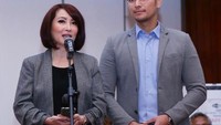 Zulfikar Naghi sudah terkenal sebagai news anchor alias pembawa berita. Dia masuk dunia jurnalistik saat bergabung dengan Trans TV pada 2008 selama 3 tahun (Instagram/zoelnaghi)