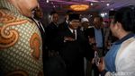 Gaya Kompak Prabowo dan Titiek Soeharto Usai Debat Capres
