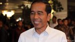 Romantis Banget, Jokowi Rangkul Iriana Saat Tiba di Shangri-La