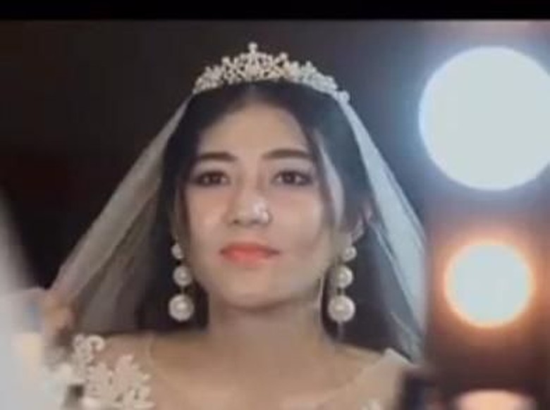 Tulis H-3, Via Vallen akan Menikah atau Luncurkan Single Baru? Tulis H-3, Via Vallen akan Menikah atau Luncurkan Single Baru?
