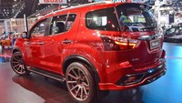 Sedangkan versi mesin 4JJ1-TCX 3.0 liter dapat memuntahkan tenaga 177 PS dan 380 Nm. Sementara di Indonesia sendiri Isuzu MU-X dijual dengan mesin berkapasitas 2.5 L. Foto: Dok. Indianautosblog