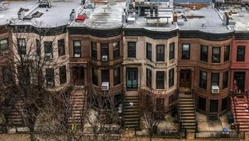 Menurutnya Kota New York memiliki jutaan makhluk aneh hingga ia menuangkanya dalam sebuah gambar doodle. (Foto: Instagram/subwaydoodle)