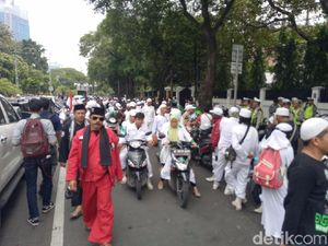 Orasi Apel 313 di KPI Usai, Massa FUI Bubarkan diri