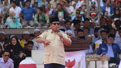 Kemeriahan Kampanye Akbar Prabowo-Sandi di Sidoarjo