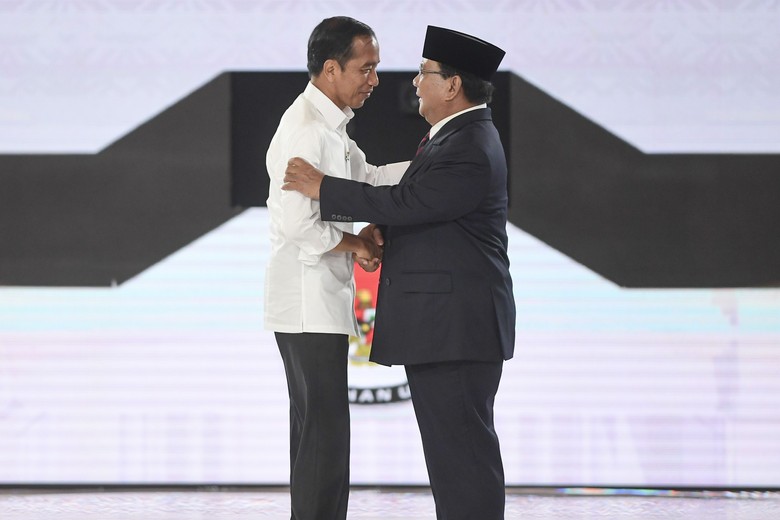 BPN Setuju Rekonsiliasi: Prabowo-Jokowi Sahabat, Gandengan Usai Lebaran BPN Setuju Rekonsiliasi: Prabowo-Jokowi Sahabat, Gandengan Usai Lebaran
