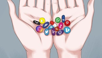 Media sosial saat ini diibaratkan sebagai obat-obatnya yang bikin penggunanya kecanduan. (Foto: Brighside/Alena Sofronova)