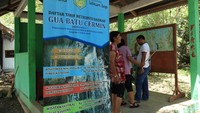 Jika ingin masuk, traveler harus membeli tiket seharga Rp 20 ribu. Sedangkan untuk wisman harga tiketnya adalah Rp 50 ribu (Randy/detikcom)
