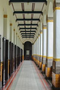 Lawang Sewu. Lensa 50mm, f/5.6.