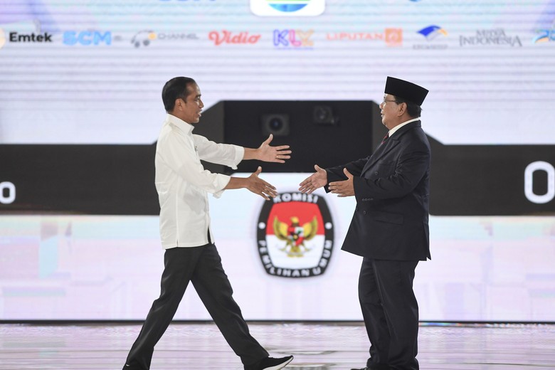 3 Hari Jelang Kampanye Akhir: Jokowi di Probolinggo, Prabowo di Solo 3 Hari Jelang Kampanye Akhir: Jokowi di Probolinggo, Prabowo di Solo