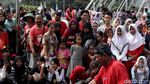 Antusias Warga Nonton Aksi Jatilan di CFD