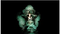 Patung Garuda Wisnu Kencana di Bali, turut menjadi sorotan saat aksi Earth Hour digelar. REUTERS/Johannes P. Christo.