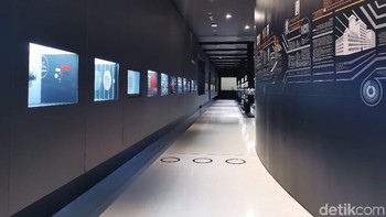 Memang ada beberapa sudut ruangan yang tidak diperkenankan untuk difoto atau direkam video karena merupakan top secret Leica. Foto: Rachmatunnisa/detikINET