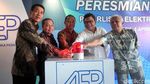 Melihat Pembuatan Peralatan Listrik di Pabrik Mitra PLN