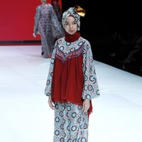 Fashion show busana muslim Shafira ini mengangkat tema bertajuk World Wonderer di Indonesia Fashion Week 2019, Jakarta Convention Center, Senayan, Jakarta. Jumat, [29/03/2019]. Foto: Mohammad Abduh/Wolipop