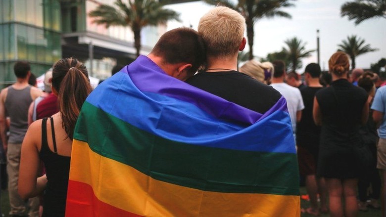 Brunei Terapkan Hukuman Rajam Sampai Mati Bagi LGBT Pekan Ini Brunei Terapkan Hukuman Rajam Sampai Mati Bagi LGBT Pekan Ini