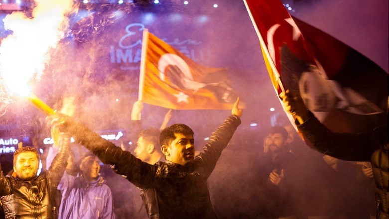 Pilkada Turki, Partai Pimpinan Erdogan Kalah di Ankara Pilkada Turki, Partai Pimpinan Erdogan Kalah di Ankara