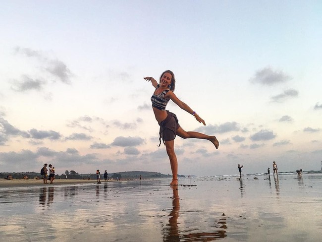 Orangtua wanita yang berasal dari Witney, Oxfordshire ini juga menggambarkan putrinya sebagai pecinta alam yang telah berpuasa selama berhari-hari menjelang hiking. Foto: Instagram @vegan_.lion