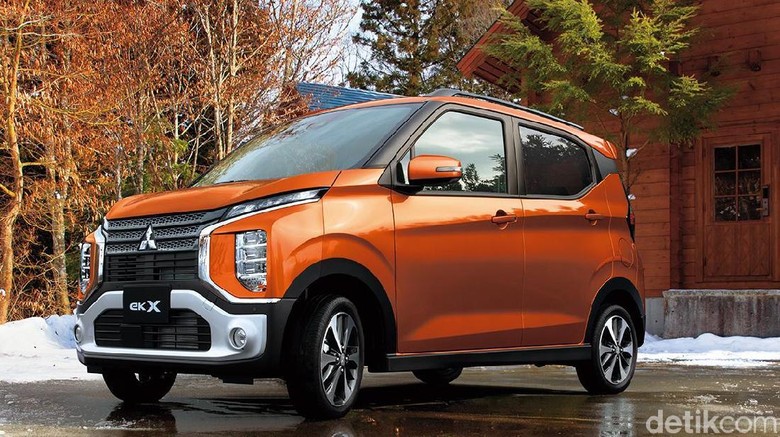 Mitsubishi eK Wagon dan eK X Mobil Xpander versi mini, Mitsubishi eK sudah mulai dijual di Jepang. Untuk model eK X yang garang harganya mencapai 1.414.800 yen atau sekitar Rp 181 jutaan.