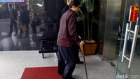 Dilihat detikcom dari data yang dirilis KPK, Senin (1/4/2019), dari 349.041 orang wajib lapor, ada 256.557 orang atau 75,5% yang sudah menyerahkan LHKPN-nya ke KPK.