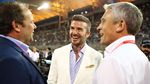 Pesona Beckham Saat Jadi Pengibar Bendera Finis di F1 GP Bahrain