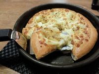 Mau Coba? China Punya Pizza Topping Durian yang Creamy