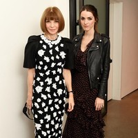 Mengikuti jejak sang ibu, Bee lebih tertarik di dunia jurnalistik. Meski memiliki ibu paling berpengaruh di dunia majalah, namun wanita berambut panjang itu tetap harus menjalani magang di sejumlah majalah.  Foto: Getty Images