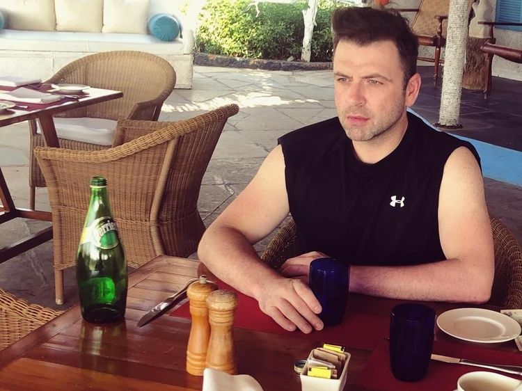 Siap Tampil di Indonesia, Begini Gaya Kulineran Asyik Ala Mark Westlife