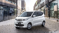 Mobil ini merupakan hasil garapan bareng Nissan dan Mitsubishi. Foto: Mitsubishi