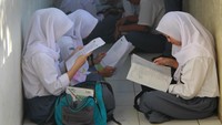 UNBK 2019 tingkat SMA/MA/SMAK juga akan berlangsung selama 4 hari, yakni 1 April, 2 April, 4 April, dan 8 April 2019. ANTARA FOTO/Dziki Oktomauliyadi.