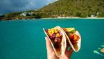Ini Lime Out, Bar Taco Keren di Tengah Laut Kepulauan Karibia