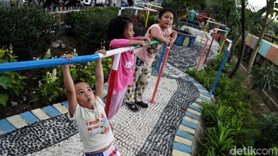 Taman Kreatif Rawa Badak di Jakut Asri Banget