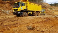 Kehandalan truk Tata ini dipercaya dapat menunjang peningkatan produksi tambang nikel di Halmahera. Foto: dok. Antam