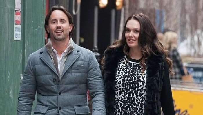 Tamara Ecclestone dan Jay Rutland. Foto: AFP Tamara Ecclestone dan Jay Rutland. Foto: AFP