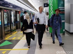 Mengapa MRT Jakarta Bisa Tetap Ramai Meski Tak Didiskon Lagi?
