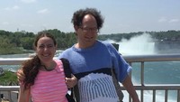 Bersama istrinya di Air Terjun Niagara, AS (sambarskyknitter/ Instagram)