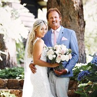 Ini Emily Charman, blogger 29 tahun yang nikahi miliarder Australia berusia 67 tahun. Selain karena perbedaan usia yang jauh, suami Emily pun dijuluki raja cabul.  Foto: dok. Facebook, Instagram