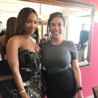 Tetapi Jenny mengatakan dia hanya bertemu petinju sehari sebelum pertandingan. Pengacara Jenny, Gloria Allred, menulis surat kepada Andy Foster, direktur CSAC, meminta “penyelidikan segera” terhadap tuduhan dan lisensi tinju Kubrat untuk bersaing di California agar ditangguhkan. Foto: Dok. Facebook Jenny Sushe