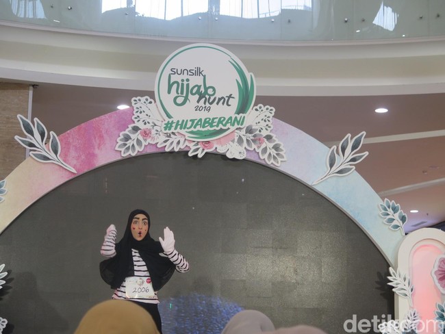 Salah satu bakat yang jarang ditampilkan di audisi lain adalah pantomim. Bakat itu ditunjukkan oleh Nadya Alkatiri pada Minggu, (31/3/2019). Ia mengaku mempelajarinya sejak setahun lalu lewat YouTube. Talenta ini diapresiasi para juri. Foto: Rahmi Anjani/Wolipop
