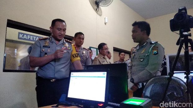 Mudahkan Warga, Polres Malang Buka Layanan Baru 3 in 1