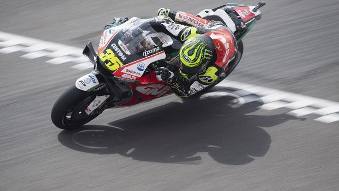 Pebalap LCR Honda, Cal Crutchlow, di salah satu seri MotoGP. (Foto: Mirco Lazzari gp / Getty Images) Pebalap LCR Honda, Cal Crutchlow, di salah satu seri MotoGP. (Foto: Mirco Lazzari gp / Getty Images)