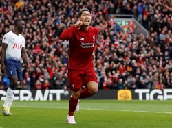 Roberto Firmino yang membawa Liverpool unggul lebih dulu. Pada menit ke-16, pemain Brasil itu menyelesaikan umpan Andrew Robertson. (Foto: Paul Childs/Action Images via Reuters)