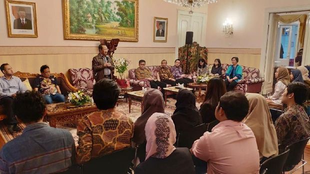 Pertemuan Tim Mahasiswa Indonesia yang ikut serta pada kompetisi dan pameran Inovasi Internasional XXII Moscow International Salon of Inventions and Innovations Technologies 