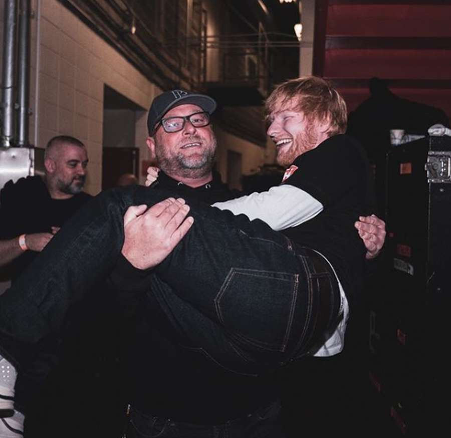 Kenalkan Bodyguards Ed Sheeran Yang Lucu Abis Foto 4